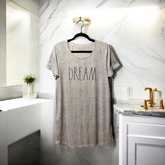 Rae Dunn Multi Grey Animal Print βDREAMβ Nightie - Picture 6 of 10